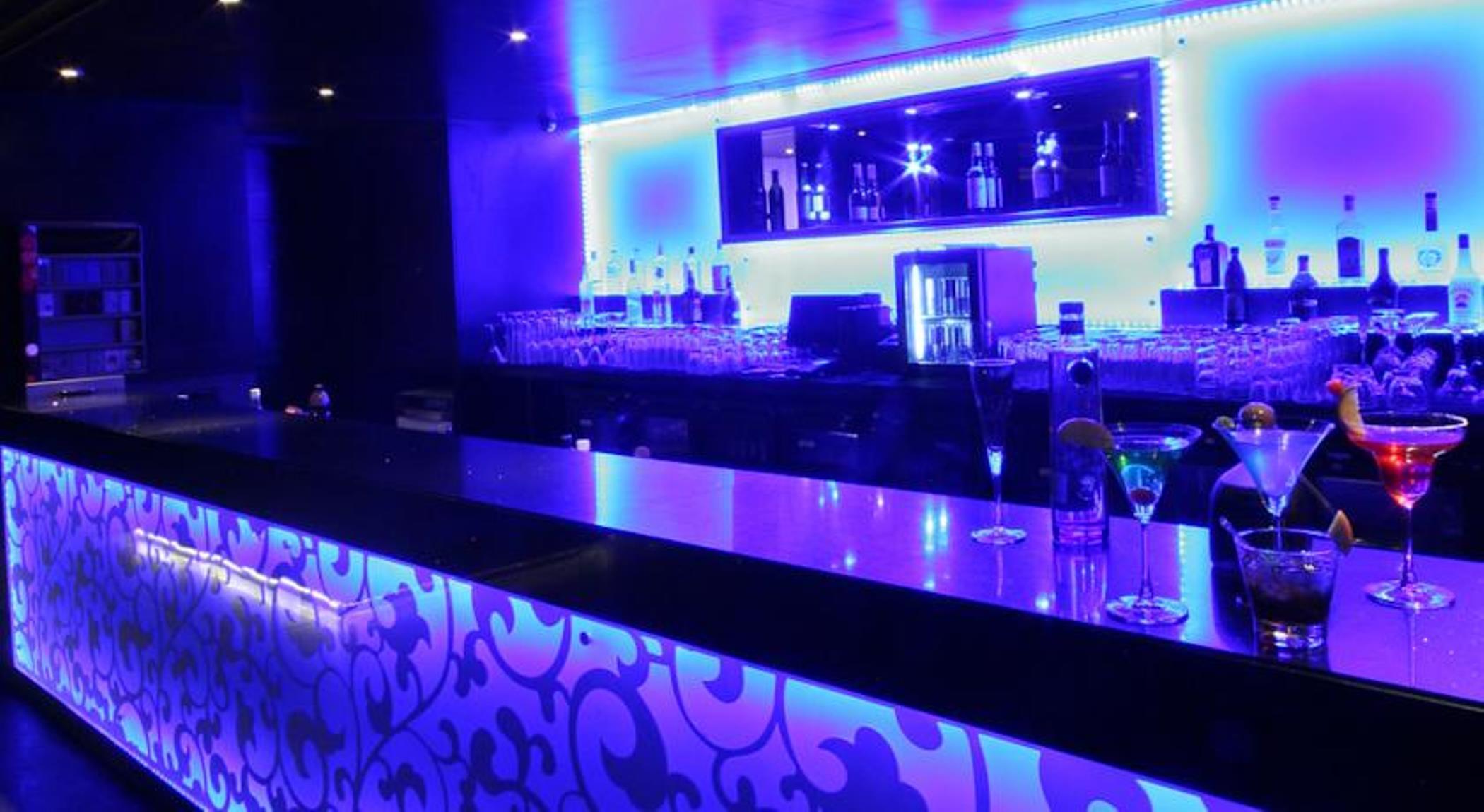 Krishna Palace Hotel Мумбай Екстериор снимка